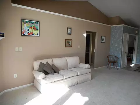 1906 Wedgewood #1906, Springfield, OH 45503 photo 5