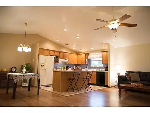 3946 Delmar, Springfield, OH 45503 photo 5