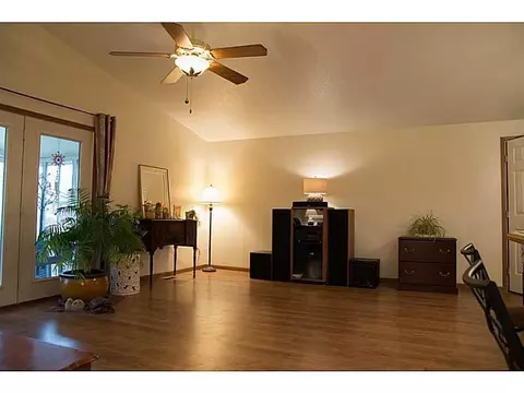 3946 Delmar, Springfield, OH 45503 photo 11