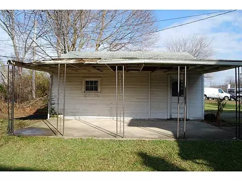 1593 S Yellow Spgs, Springfield, OH 45506 photo 4