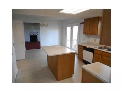 1308 W Perrin, Springfield, OH 45506 photo 8