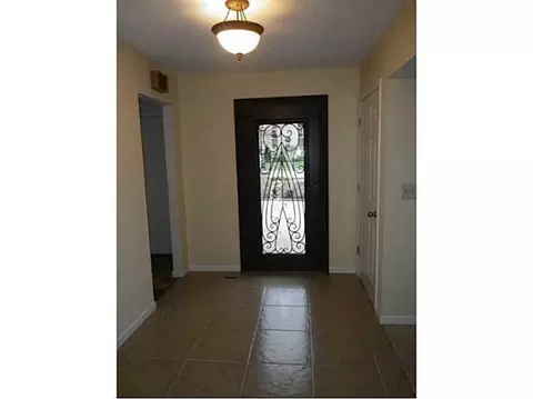2731 Rensselaer, Springfield, OH 45503 photo 5