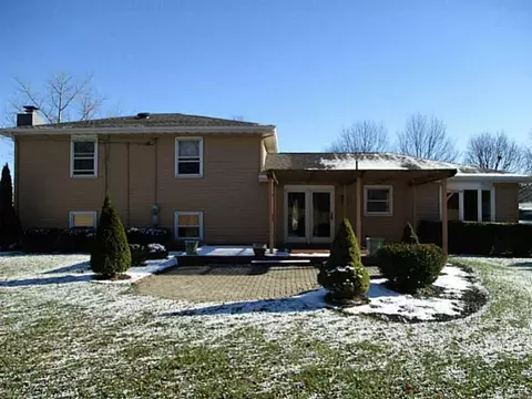 2731 Rensselaer, Springfield, OH 45503 photo 2