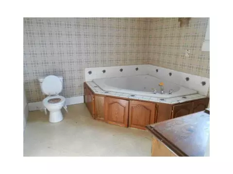 1106 N Burnett, Springfield, OH 45503 photo 12