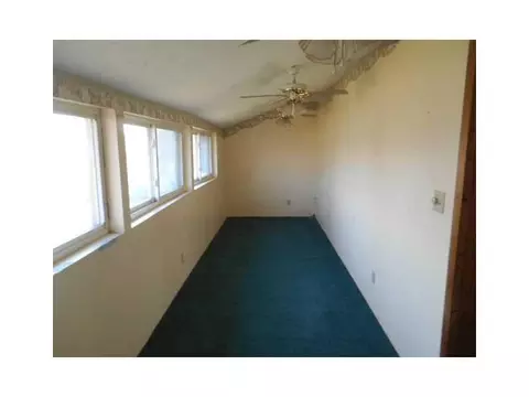1106 N Burnett, Springfield, OH 45503 photo 17