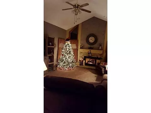 1005 Tioga, Springfield, OH 45502 photo 3