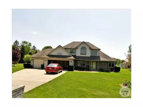 1005 Tioga, Springfield, OH 45502 photo 1