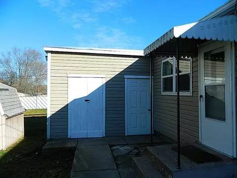 833 S Burnett, Springfield, OH 45505 photo 23