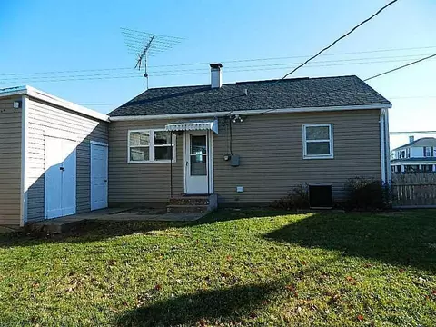 833 S Burnett, Springfield, OH 45505 photo 24