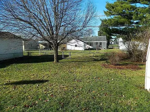 833 S Burnett, Springfield, OH 45505 photo 22