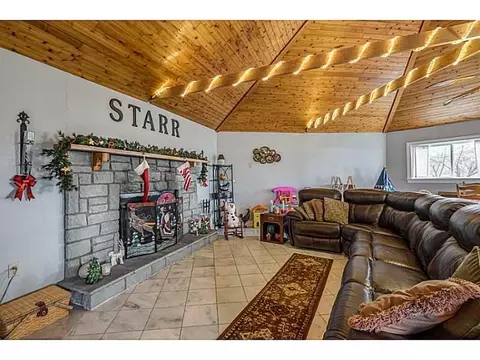 3600 S Tecumseh, Springfield, OH 45502 photo 4