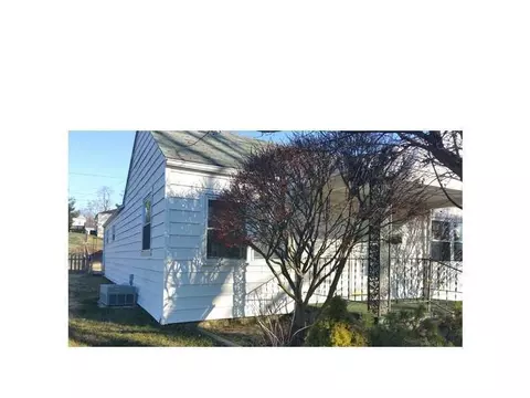 2644 Hilltop, Springfield, OH 45503 photo 1