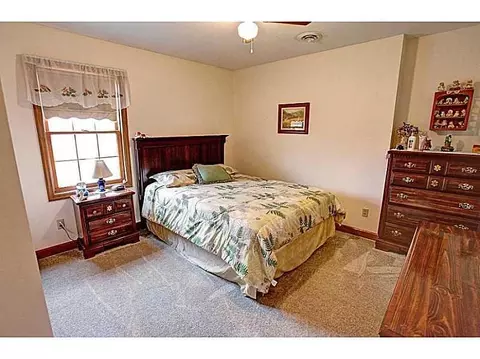 4545 Wolfe Rde, Lima, OH 45807 photo 13