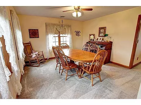 4545 Wolfe Rde, Lima, OH 45807 photo 9