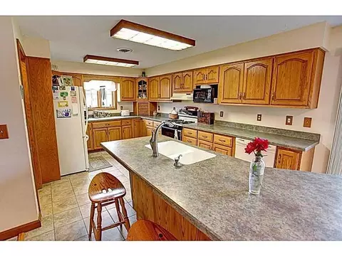 4545 Wolfe Rde, Lima, OH 45807 photo 8
