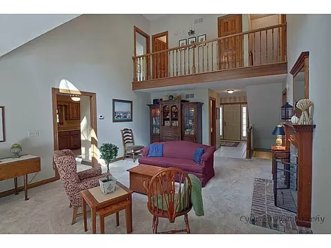 4255 Stone Bridge Dr, Springfield, OH 45504 photo 5