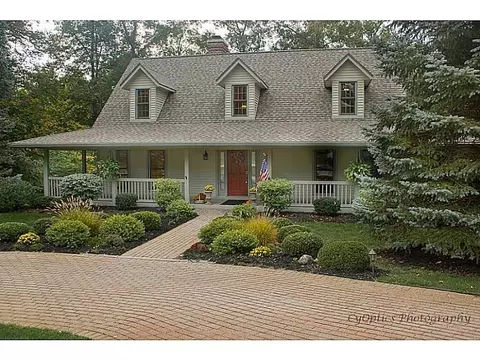 4255 Stone Bridge Dr, Springfield, OH 45504 photo 1