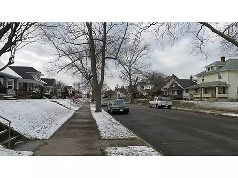 201 W Southern Ave, Springfield, OH 45506 photo 4