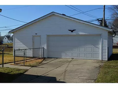 647 Reading Dr, Springfield, OH 45505 photo 3