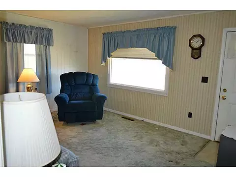 647 Reading Dr, Springfield, OH 45505 photo 9