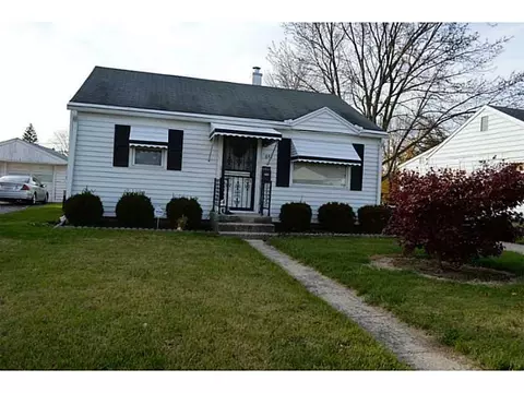 647 Reading Dr, Springfield, OH 45505 photo 1