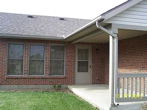1878 Willow Lks #1878, Springfield, OH 45502 photo 3