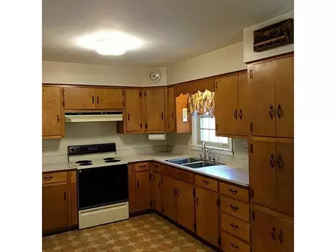 634 N Walnut, Celina, OH 45822 photo 4