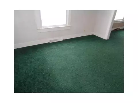 1610 S Limestone St, Springfield, OH 45505 photo 2