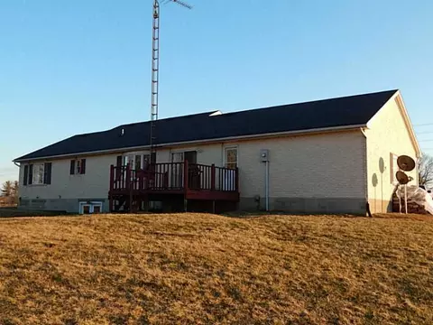 8676 Crowl Rd, De Graff, OH 43318 photo 4