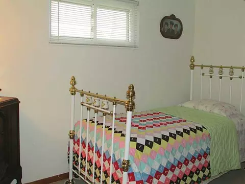 1215 Student Ave, Springfield, OH 45503 photo 9