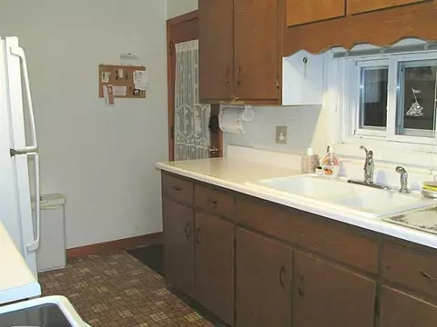 1215 Student Ave, Springfield, OH 45503 photo 5