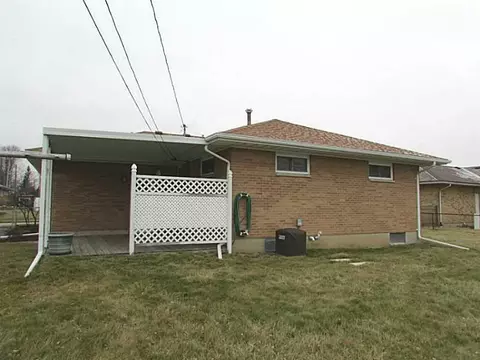 1215 Student Ave, Springfield, OH 45503 photo 12