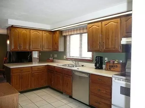 711 E Walnut, Covington, OH 45318 photo 3