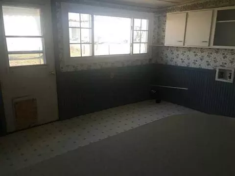 327 N Dix, Paulding, OH 45879 photo 6