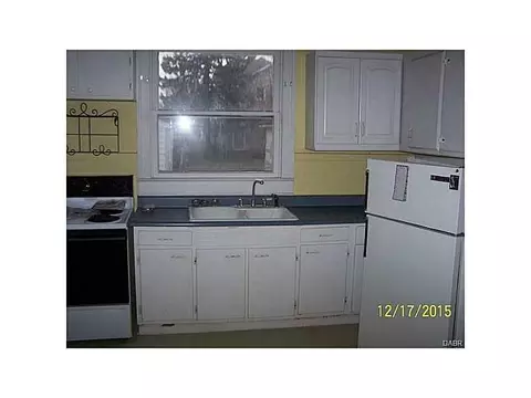 1615 Charles, Springfield, OH 45505 photo 5