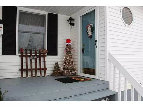 1905 Cheviot Hills Dr, Springfield, OH 45505 photo 2