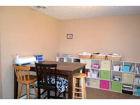 2002 Miracle Mile, Springfield, OH 45503 photo 17