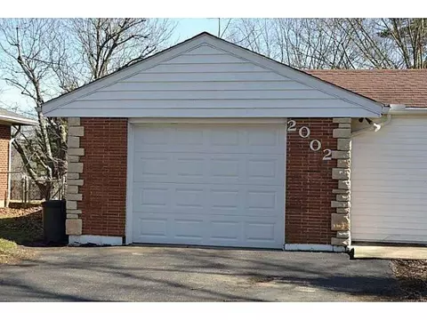 2002 Miracle Mile, Springfield, OH 45503 photo 2