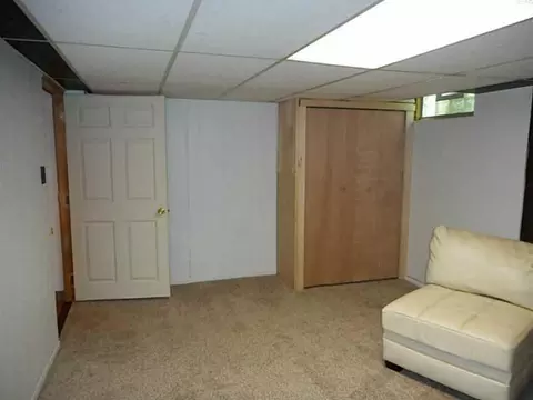 1401 Crestview, Springfield, OH 45504 photo 4