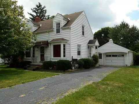 1401 Crestview, Springfield, OH 45504 photo 1