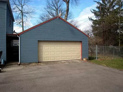210 Sunnyside Pl, Springfield, OH 45504 photo 3