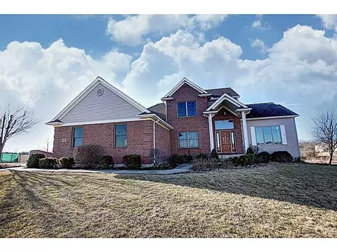 585 E Mason, Sidney, OH 45365 photo 1