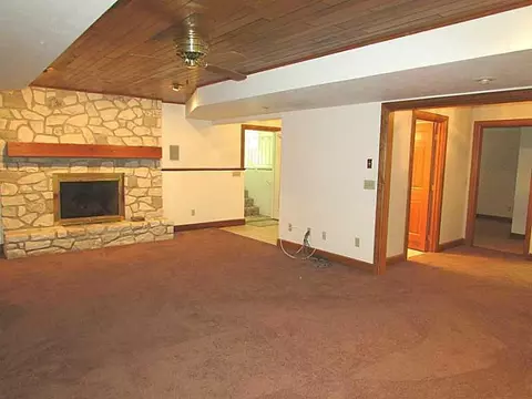 1041 Woodhaven Ct, Springfield, OH 45503 photo 8