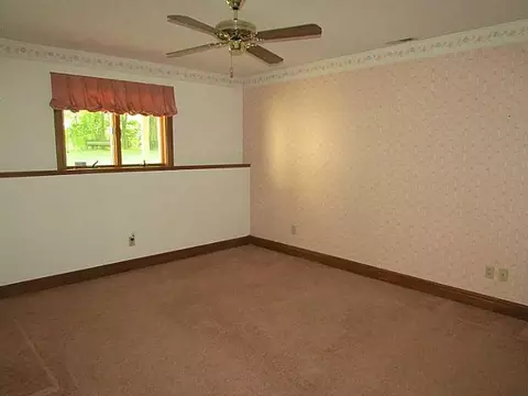 1041 Woodhaven Ct, Springfield, OH 45503 photo 22
