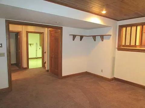 1041 Woodhaven Ct, Springfield, OH 45503 photo 18
