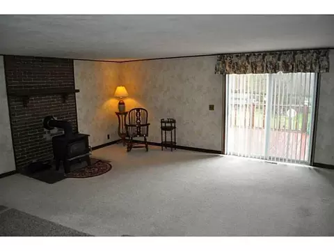 224 Cretcher Ave, De Graff, OH 43318 photo 6