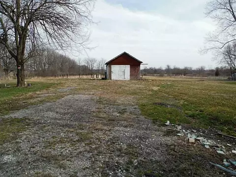 248 Milton Carlisle Rd, Springfield, OH 45504 photo 9