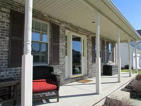 1376 Willow Chase Dr, Springfield, OH 45503 photo 2