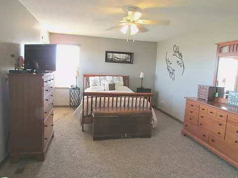 1376 Willow Chase Dr, Springfield, OH 45503 photo 9