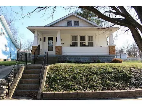 637 W Second St, Springfield, OH 45504 photo 2